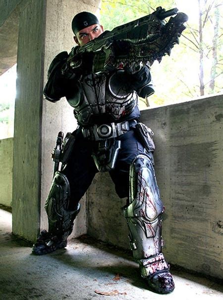 Marcus Fenix Cosplay | Video game cosplay, Video game costumes, Gears ...