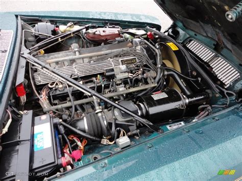 1985 Jaguar XJ XJ6 4.2 Liter DOHC 24-Valve Inline 6 Cylinder Engine ...