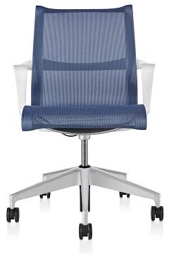 Herman Miller Setu Review 2025 - Why This Chair Is Good But Yet Ain't