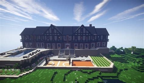 Tudor Mansion - Minecraft Building Inc