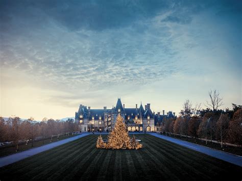 Hallmark Is Filming A New Christmas Movie At Biltmore!