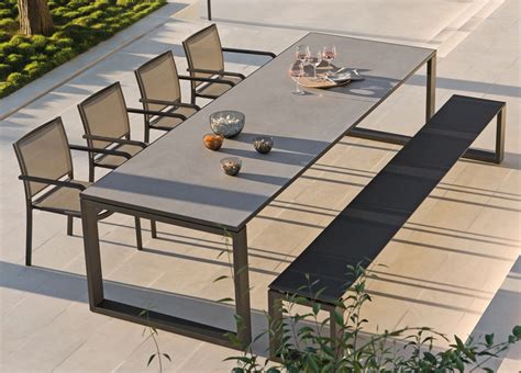 Manutti Fuse Garden Table | Garden Tables | Modern Garden Furniture