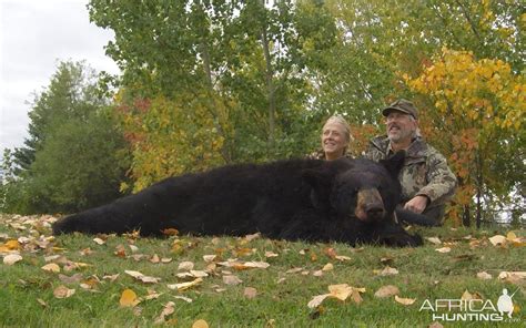 Black Bear Hunting | AfricaHunting.com