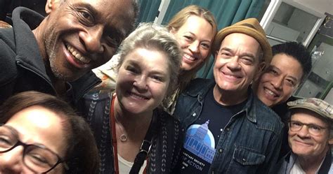 Star Trek: Voyager Cast Reunites Aboard Star Trek Cruise | Star trek ...