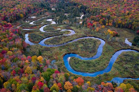 A winding river in the Adirondack Mountains NY [OC][2000X1332] | Nature ...