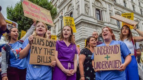 Nurses' strike: New dates as union escalates dispute - BBC News