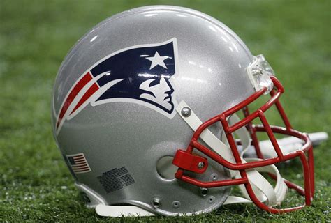 patriots football helmet history