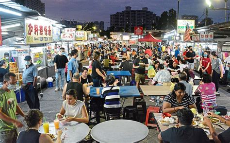 Gurney Drive hawkers happy with holiday crowd | The Star