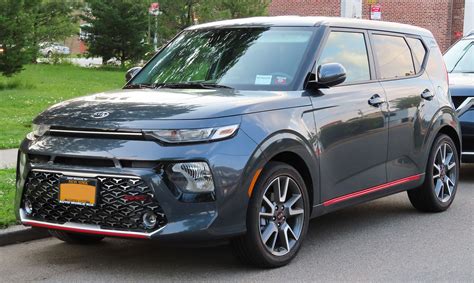 2020 Kia Soul trim levels: Feature comparison tables - CoPilot