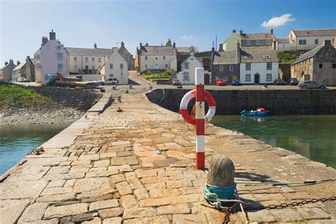 Portsoy Visitor Guide - Accommodation, Things To Do & More | VisitScotland