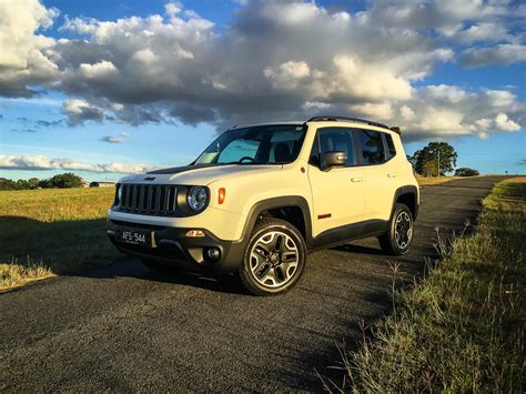 2016 Jeep Renegade Trailhawk Review - photos | CarAdvice