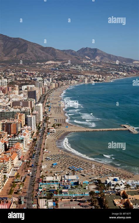 Vista aerea playas Fuengirola Málaga Costa del Sol Andalucía España Aerial view beaches ...