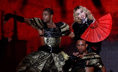 Photos: Madonna in concert at the Forum - Los Angeles Times