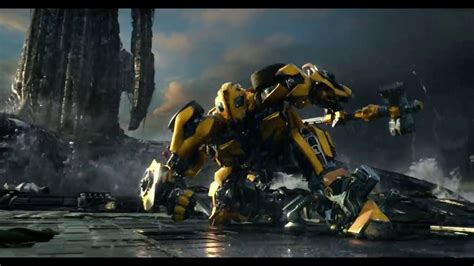 Transformers Optimus vs Bumblebee - YouTube