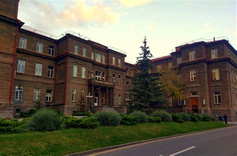 Yerevan state medical university, Ереванский государственный медицинский университет им. Мхитара ...