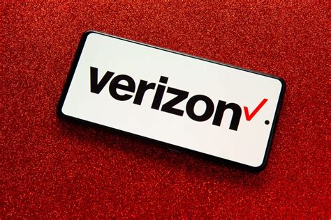 Verizon Near Me: How Many Corporate Stores Does Verizon Have?