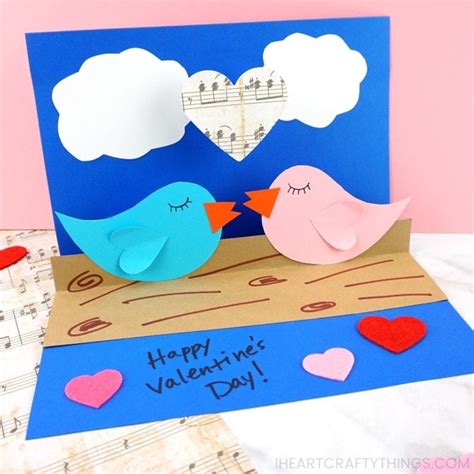 Rocking Paper Plate Love Birds Craft - I Heart Crafty Things