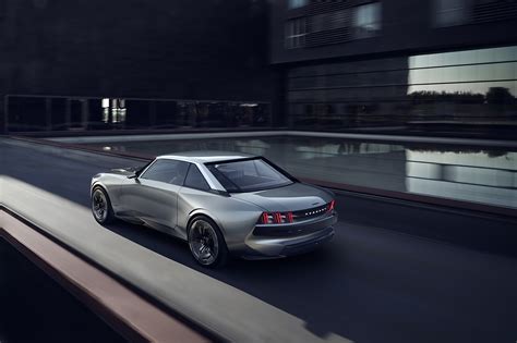 Peugeot e-Legend Concept: Gestern trifft morgen