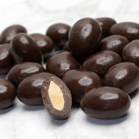 Dark chocolate coated almonds - Chocolate Country