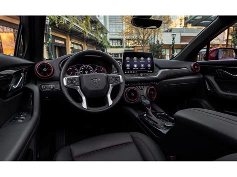 2025 Chevrolet Blazer: 92 Interior Photos | U.S. News