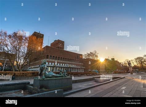 Oslo sunrise city skyline at Oslo City Hall, Oslo Norway Stock Photo ...