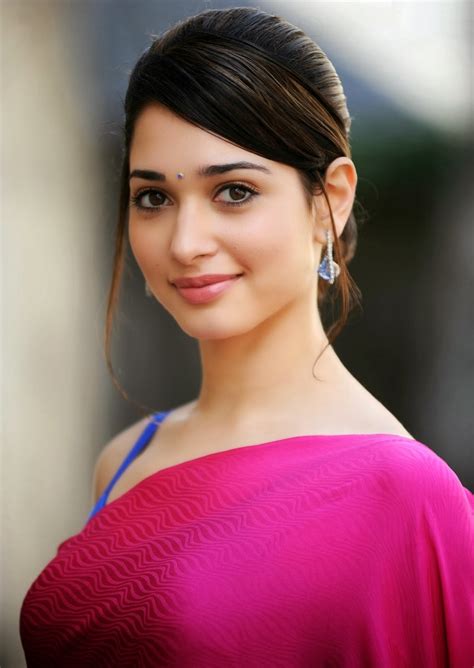 Tamanna Bhatia Looking Gorgeous In Pink and Blue Saree | Beautiful ...