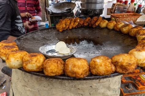 102 Incredible Indian Street Food Dishes - Intentional Detours