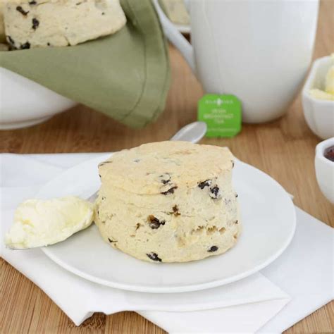 Authentic Irish Scones - Sweet Pea's Kitchen