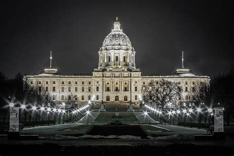 MN State Capitol Photograph by Mark Triplett - Fine Art America