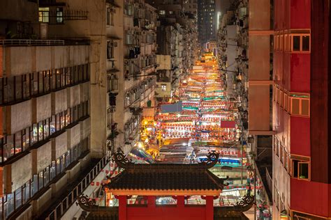 Temple Street Night Market - Hong Kong - Arrivalguides.com