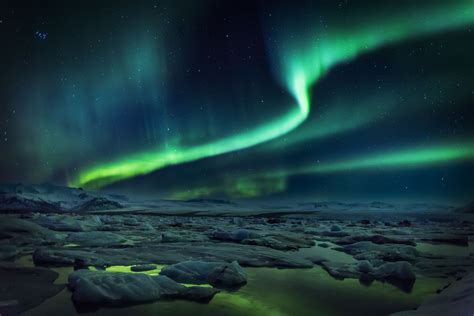 What Causes the Aurora Borealis Colors?