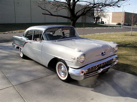 1957 Oldsmobile Super 88 Base | Hagerty Valuation Tools