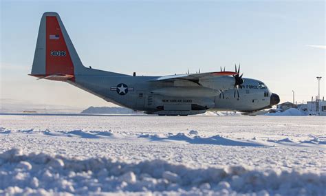 109th Airlift Wing begins 2023 support season for Greenland > 109th ...