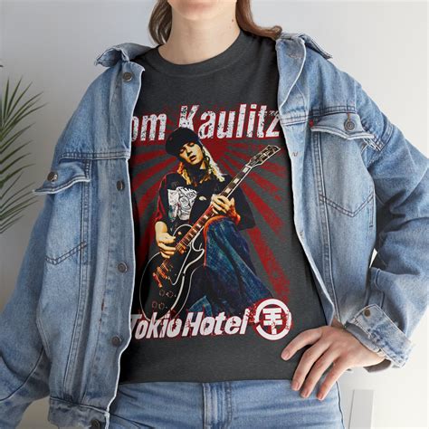 Tom Kaulitz Unisex T-shirt Tokio Hotel merch Tom Kaulitz - Etsy Nederland