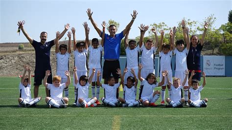 Real Madrid Foundation opens its first football campus in Istanbul | Daily Sabah