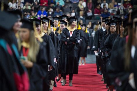 UNO Celebrates December Commencement | News | University of Nebraska Omaha