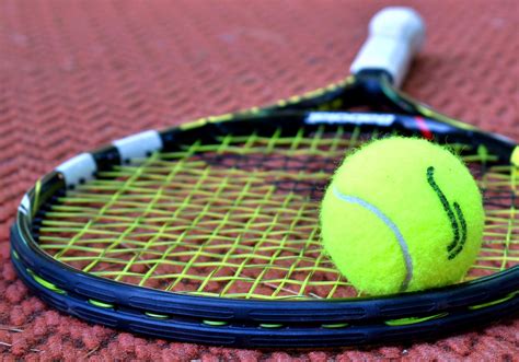 5 Tips For Buying Tennis Equipment