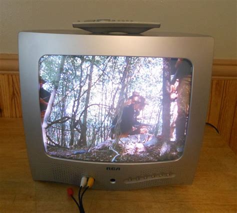 RCA E13320 13 Inch CRT TV 13 Color Tv With Remote Nice - Etsy