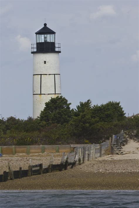 Sandy Neck Lighthouse | A closer view of Sandy Neck Lighthou… | Flickr