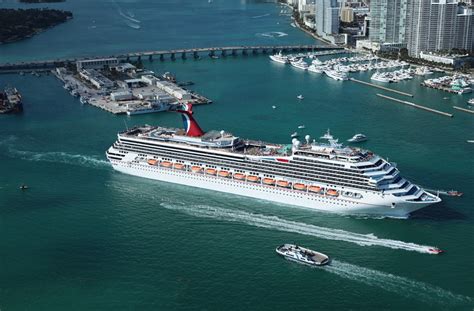 7 DAY EXOTIC EASTERN CARIBBEAN Kreuzfahrt. Schiff Carnival Glory , Carnival Cruise Line ...