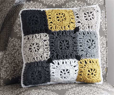 All About Making Crochet Pillow Covers - Easy Crochet Patterns