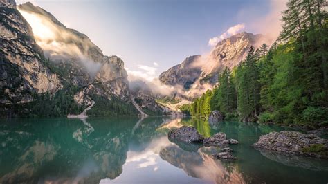 Lake Prags (South Tyrol, Italy) - backiee