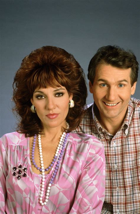 Katey Sagal and Ed O'Neill as Peg & Al Bundy in "Married with Children". What a family ...