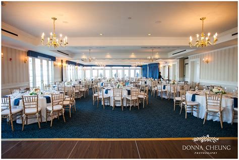 Madison Beach Hotel Wedding | Donna Cheung Photography