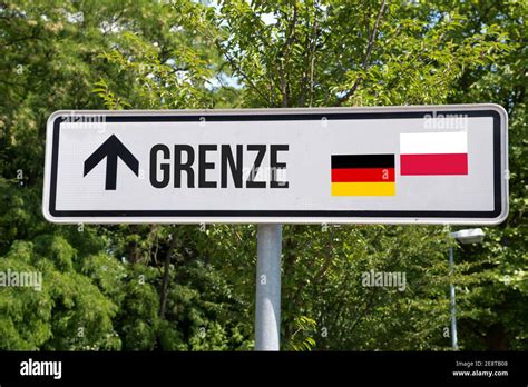 Border germany poland hi-res stock photography and images - Alamy