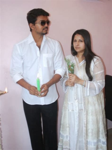 THALAPATHY VIJAY: Actor Vijay family stills