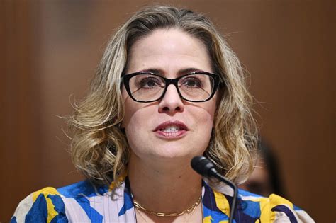 What’s Kyrsten Sinema Up To? It’s Pretty Obvious. - POLITICO