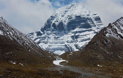 Kailash Pilgrimage with a Combo Lhasa Tour