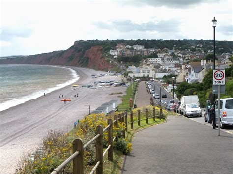 File:Budleigh salterton in south devon looking west arp.jpg - Wikimedia Commons