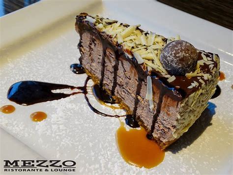 MEZZO RISTORANTE & LOUNGE, Windsor - Walkerville - Updated 2024 Restaurant Reviews, Menu ...